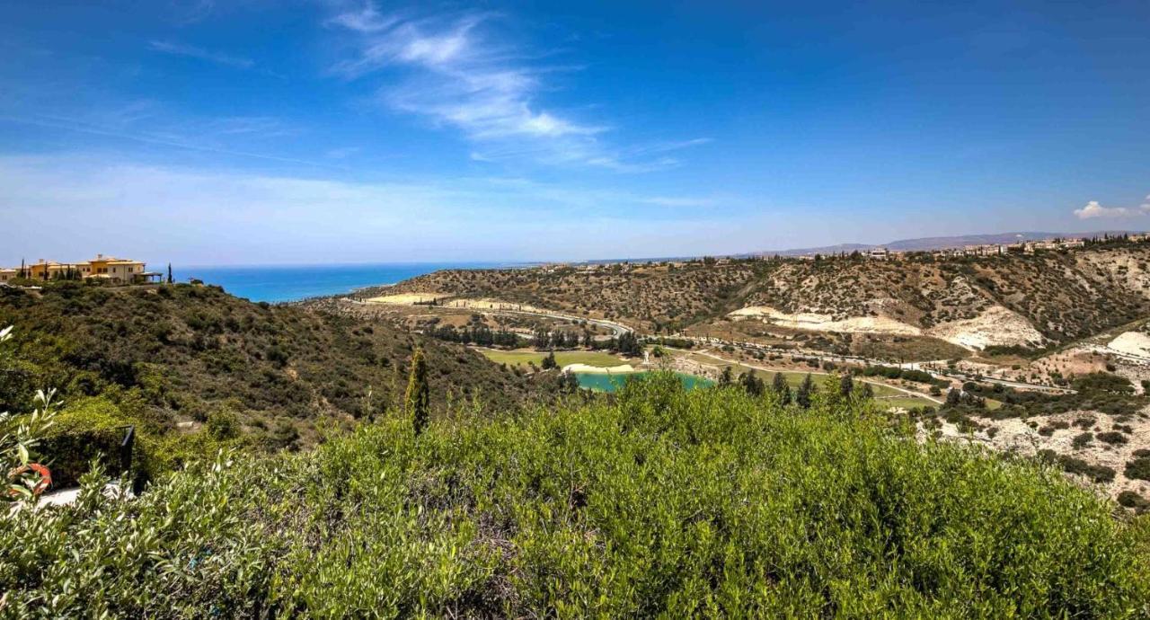 Fantastic Junior Villa Cz02 Salamis With Gorgeous Views, Aphrodite Hills Куклия Екстериор снимка