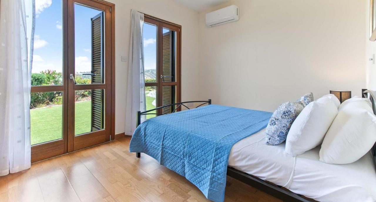 Fantastic Junior Villa Cz02 Salamis With Gorgeous Views, Aphrodite Hills Куклия Екстериор снимка