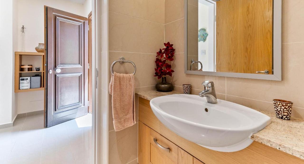 Fantastic Junior Villa Cz02 Salamis With Gorgeous Views, Aphrodite Hills Куклия Екстериор снимка
